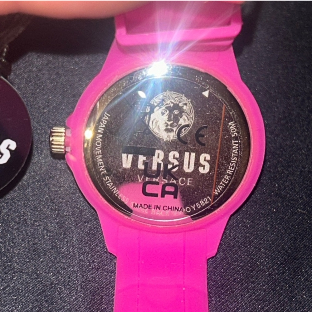 Versace Versus Watch - Picture 6 of 9
